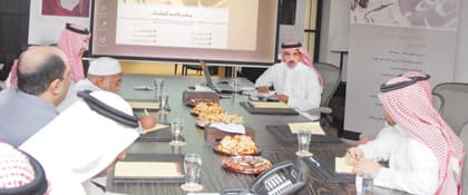 مؤسسة "الملك خالد" تطلق قاعدة معلوماتية متكاملة لسيرة الراحل عبر الإنترنت