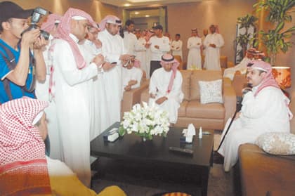 لاعبونا يضربون.. يا سلطان "احميهم".. وإيقاف ياسر مستقصد