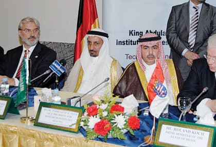 "هيلوكبتر" سعودية مطورة بـ "النانو" في السوق العالمية خلال 3 سنوات
