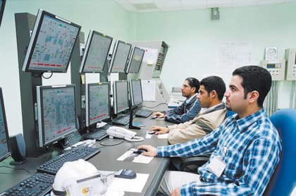 تحقيق أهداف المنشآت يرتكز على الاهتمام ببيئة العمل ورضا الموظفين