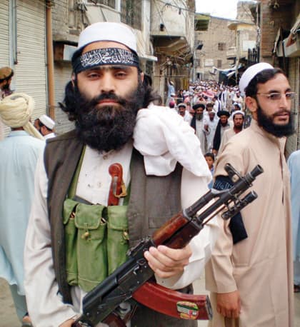 هجوم حقيقي أم حرب زائفة؟