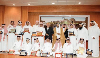 موجات الغبار ستستمر 10 سنوات في جزيرة العرب .. وحرب العراق اثارتها