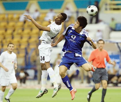 أجواؤكم أفسدت علاقتي بالهلال.. وحرمتني عائلتي