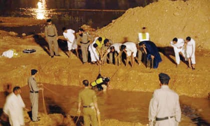 عرعر : غرق طفلين أشقاء بفعل السيول وإنقاذ طفل ثالث