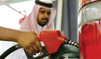 في يوم واحد.. السعودية تستهلك من الوقود ما يستهلكه مليار نسمة في الهند