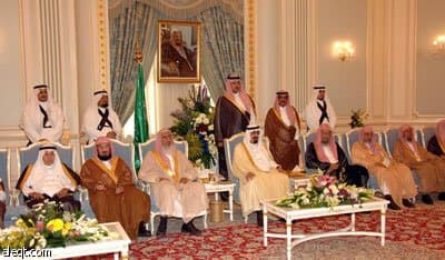 الملك يستقبل المفتي والرئيس السويسري وعدداَ من الأمراء  والوزراء