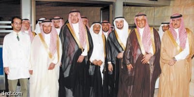 رئيس "الهلال الأحمر" يفتتح مؤتمر علاج اليوم الواحد في طب الأسنان