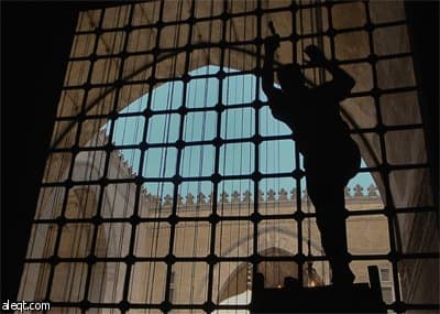 من المتوقع أن يزور الرئيس الأمريكي أهرامات الجيزة بعد أن يلقي خطاب في جامعة القاهرة خلال زيارته لمصر.