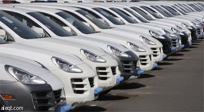 صورة للسيارة Panamera وهي على مسار الاختبار في مصنع بورش في لايبزيج – ألمانيا.