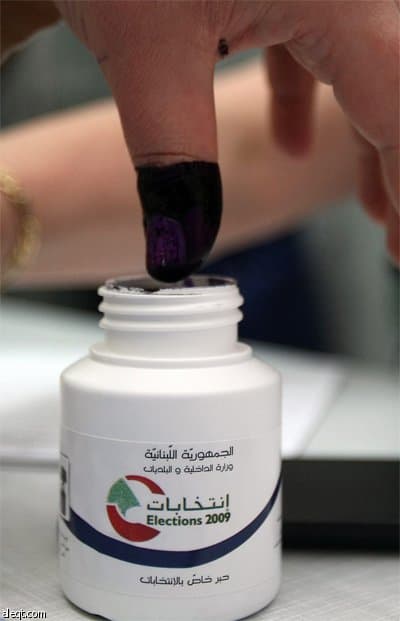 وزير الداخلية اللبناني: نسبة المشاركة في الانتخابات بلغت 52%