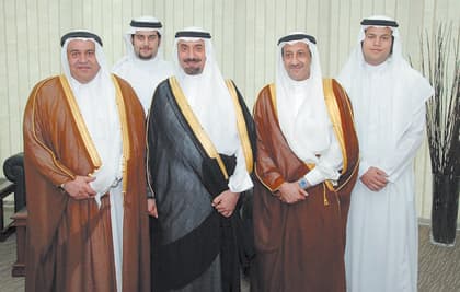 نائب أمير الشرقية يكرّم ابني البنعلي لدعمهما صندوق الأمير سلطان