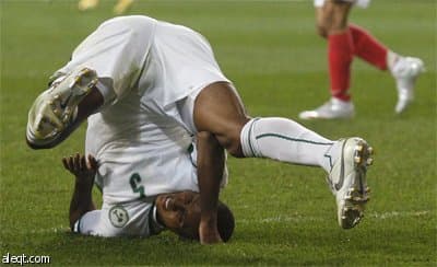 السعودية تتعادل مع كوريا الجنوبية ومصيرها في "درة الملاعب"