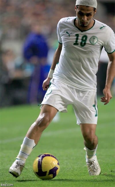 السعودية تتعادل مع كوريا الجنوبية ومصيرها في "درة الملاعب"