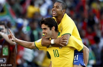 كاكا ينقذ البرازيل من ورطة "الفراعنة".. ومصر تحتج وتهدد بعدم اللعب أمام إيطاليا