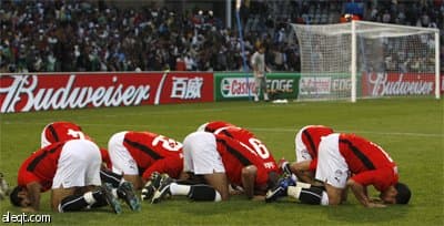 كاكا ينقذ البرازيل من ورطة "الفراعنة".. ومصر تحتج وتهدد بعدم اللعب أمام إيطاليا