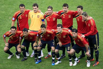 أسبانيا تهزم العراق وتحجز مقعدها في الدور قبل النهائي