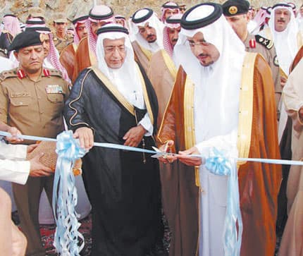 أمير عسير يدشن سد مربة ومشاريع تفوق تكلفتها مليار ريال
