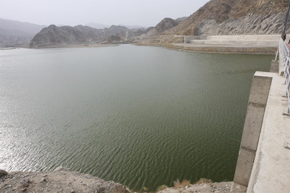 نظرة لسد وادي مربه في منطقة عسير.