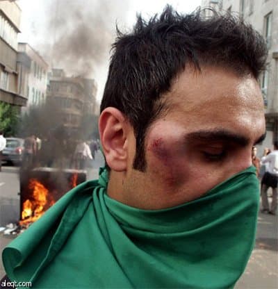 طهران تعترف: مواجهات السبت خلفت 10 قتلى و أكثر من 100 جريح