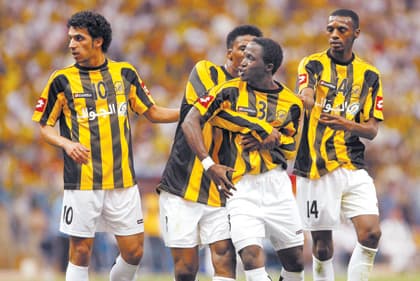 «فيفا» يوقف كيتا .. وأم صلال يطالب بتغليظ العقوبة