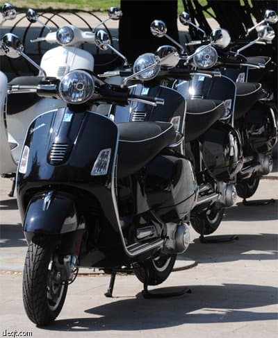 شركة بياجيو الايطالية تطرح الدراجة النارية Piaggio 'sVespa Gts 300 في الأسواق الهندية في إطار توسيع عملياتها في الأسواق الآسيوية