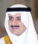 أمير تبوك يطلع على مشاريع مؤسسة الأمير سلطان الخيرية