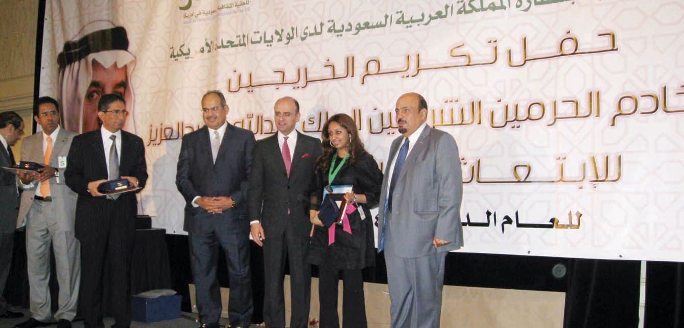 تخريج 1072 مبتعثا من الجامعات الأمريكية ودفعهم لسوق العمل
