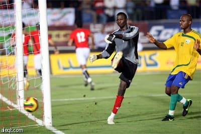 فاز منتخب مصر لكرة القدم على نظيره الرواندي 3-0 في القاهرة في مباراة مؤجلة من الجولة الثالثة من التصفيات المؤهلة إلى نهائيات الم