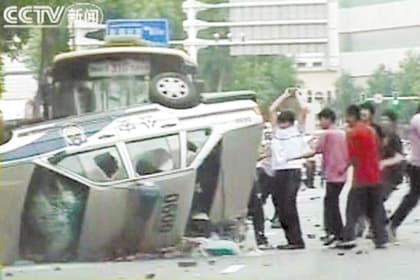 140 قتيلا في اضطرابات طائفية في «شينجيانج» الصينية