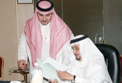 «الاحتراف» تعلن .. المادة «18» على قيد الحياة عاما