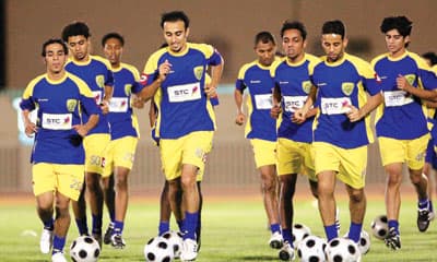 20 مشجعا يقتحمون مران النصر لعيون السهلاوي وسعد
