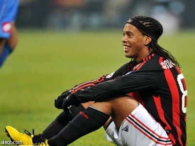برلسكوني يتوقع أن يعوض رونالدينيو رحيل كاكا