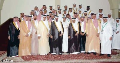 الملك يؤسس مشاريع إضافية في ينبع ويوافق على مشروع للمياه والكهرباء بـ 14 مليارا