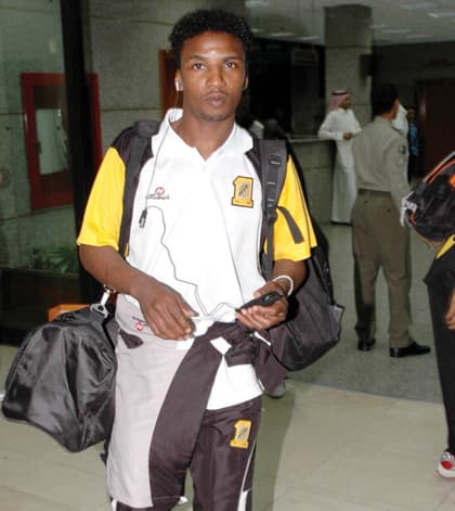 نور يطير إلى إسبانيا للحاق بالاتحاد