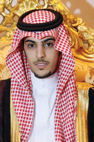 العويض والسبيعي يحتفلان بـ"ناصر"