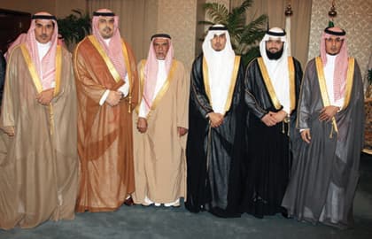 الربيق والشعلان يحتفلان بـ"سامي"