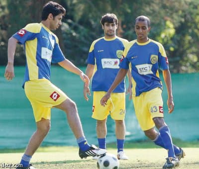 النصر يعالج الحارثي بالحديد.. وعبد الغني يعود