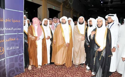 قناة دليل الفضائية تستعرض خريطة برامجها الرمضانية