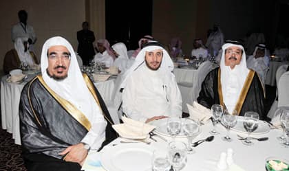 قناة دليل الفضائية تستعرض خريطة برامجها الرمضانية