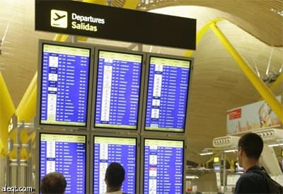 مطار مدريد يغرق في فوضى بسبب إنقطاع التيار الكهربائي