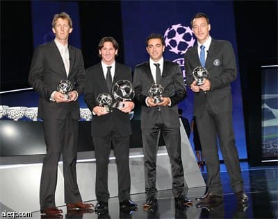اختار الاتحاد الأوروبي لكرة القدم مهاجم منتخب الأرجنتين ليونيل ميسي أفضل لاعب في مسابقة دوري أبطال أوروبا الموسم الماضي، واختير 