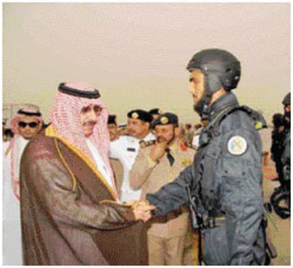 محمد بن نايف .. إنسانية لا متناهية