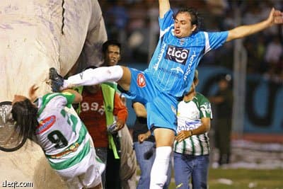 بعد أن صرع منافسه بالضربة القاضية..إيقاف لاعب بوليفي لمدة عام