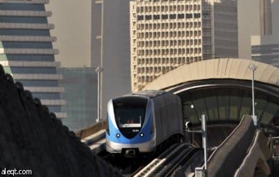 اختبار أخير للمترو الأنفاق في دبي، الإمارات العربية المتحدة قبل حفل افتتاح.