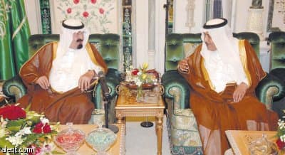 الملك يوجه أمراء المناطق بتلمس احتياجات المواطنين والارتقاء بالخدمات التنموية والمعيشية