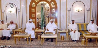 ولي العهد يستقبل نائب القائد الأعلى للقوات المسلحة في الإمارات والمستشار في الديوان الأميري الكويتي