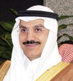 محافظ مؤسسة النقد يرحب بالاتفاق بين مجموعة سعد والدائنين