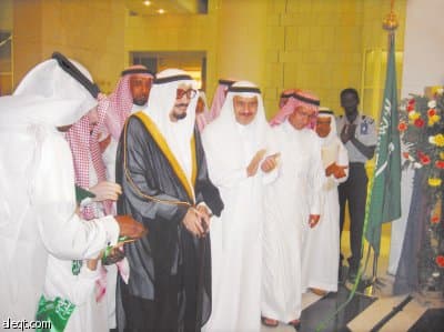 الفلكلور الشعبي لمناطق المملكة يمتزج بقصائد الشعراء في احتفالية وزارة الثقافة باليوم الوطني