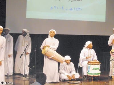 الفلكلور الشعبي لمناطق المملكة يمتزج بقصائد الشعراء في احتفالية وزارة الثقافة باليوم الوطني