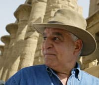 مصر توقف تعاونها الأثري مع متحف اللوفر